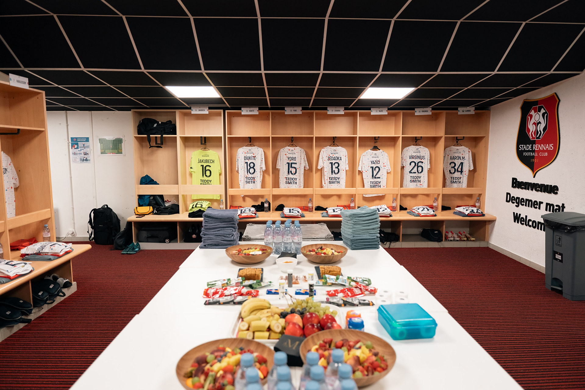 九游娱乐-赛后山东泰山备战法甲；更衣室发声细节流出；悬念犹存；医务组通报恢复(泰山玻纤与中国巨石谁厉害)