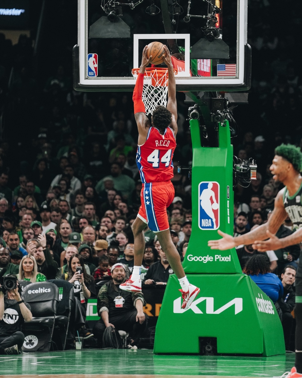 九游娱乐-塔图姆巅峰对决，哈登与60激战尤文图斯分钟，势不可挡胜负难料！的简单介绍