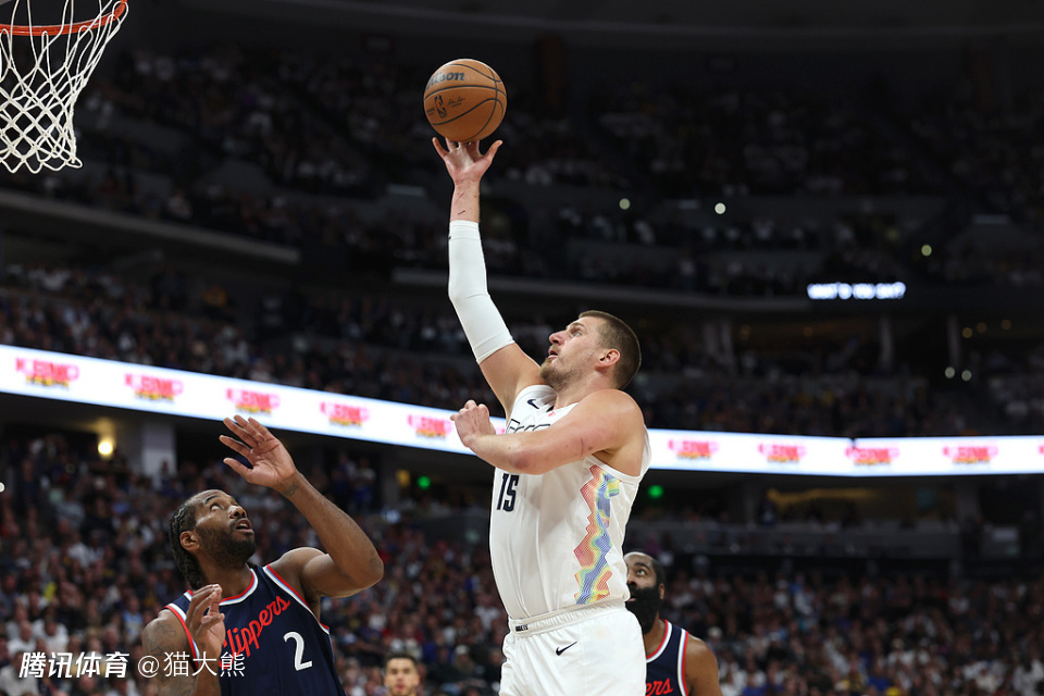 九游体育- 穆雷打快船 