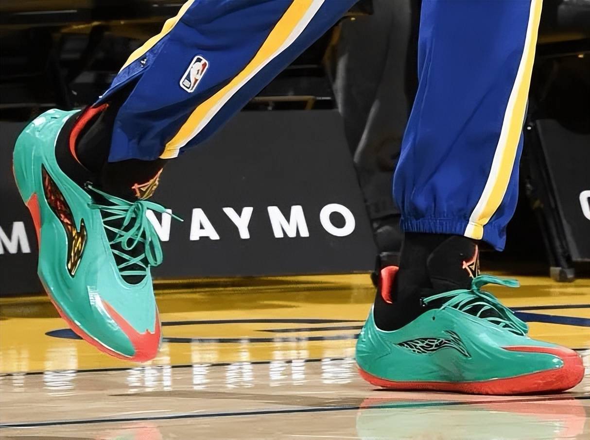 九游-关于巴特勒回归赛场，精彩发挥首场状态亮眼，FPX观众沸腾！的信息